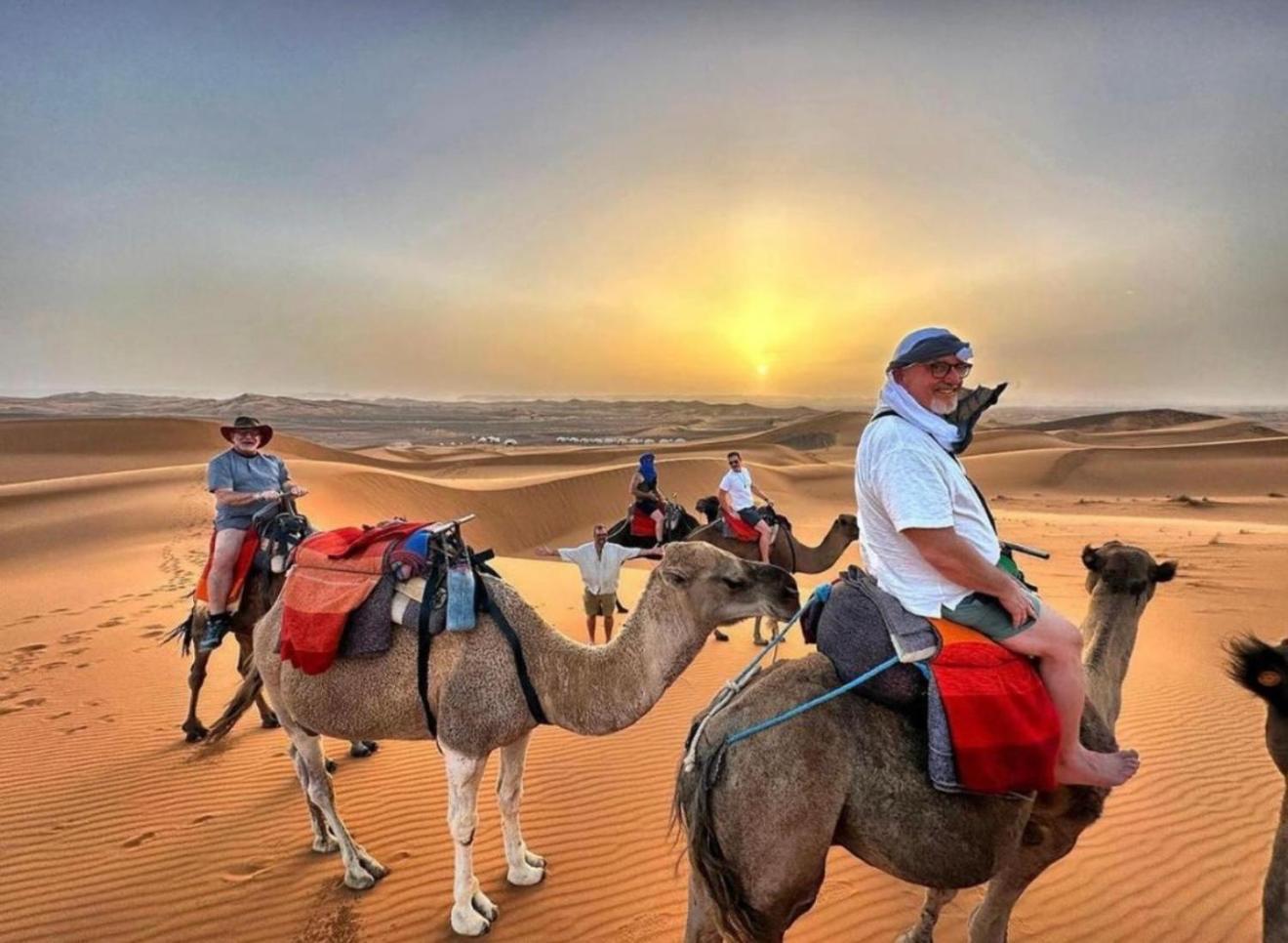Merzouga Lovely Luxury Camp 外观 照片